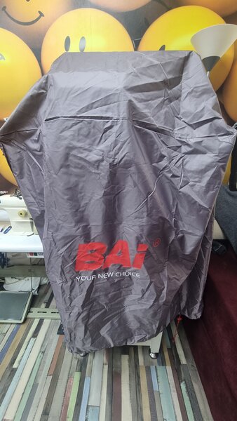 Vand masina de brodat industriala, model BAI Mirror 1501 cu 15 culori